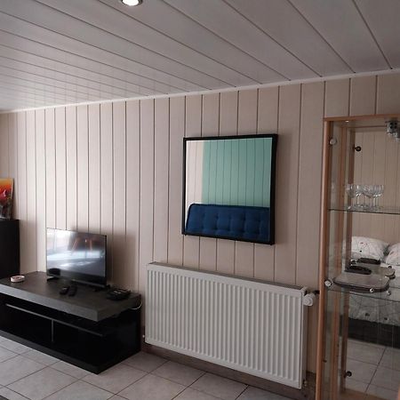 Beau Studio T1 A 30 Km De Paris Saint-Germain-lès-Corbeil Eksteriør bilde